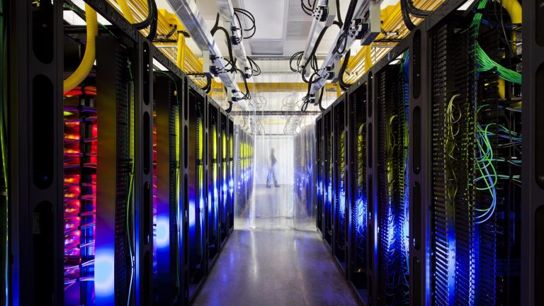 Google-Iowa-Data-Center-Interior
