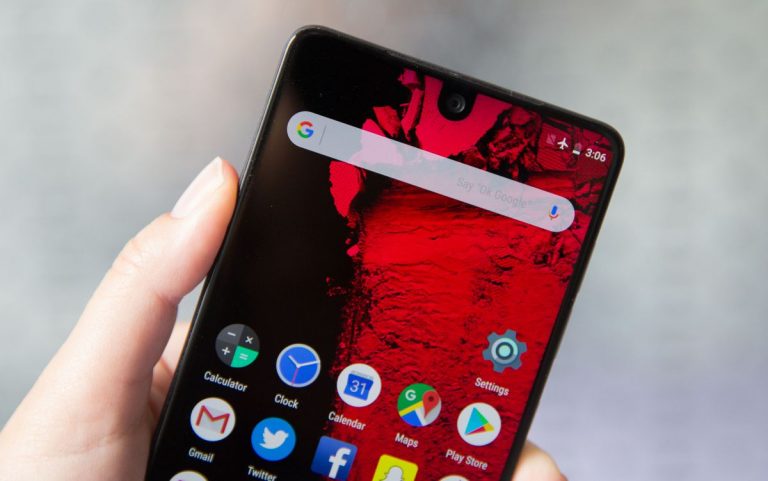 essential phone notch